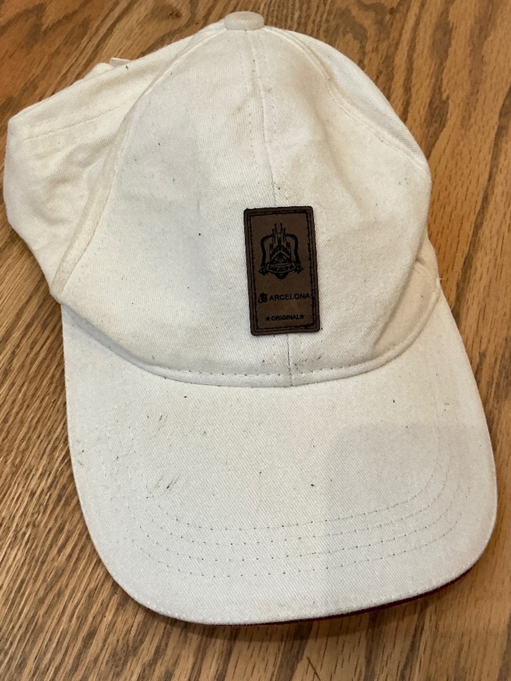 White Cotton Baseball Cap with Red stripe
